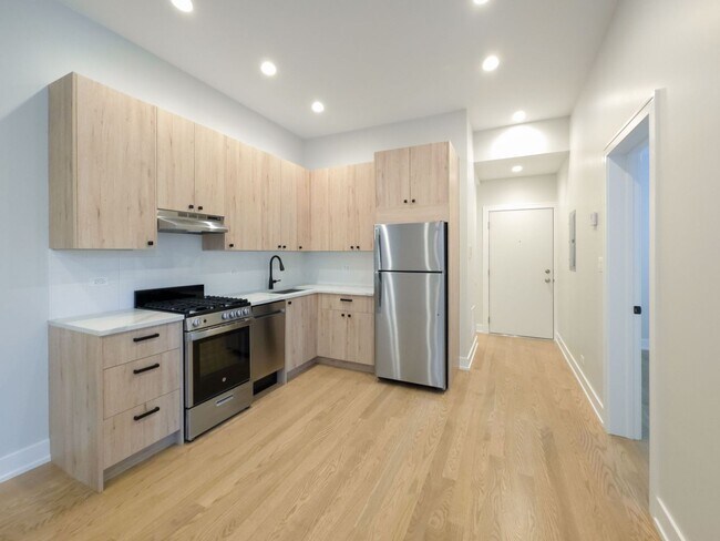 Photo - 2057 W Dickens Ave Unidad 2N