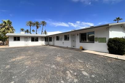 Building Photo - Coming Soon! One bedroom, one bathroom in ... Unit 4