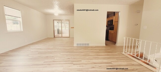 Photo - 3011 Joann Ave