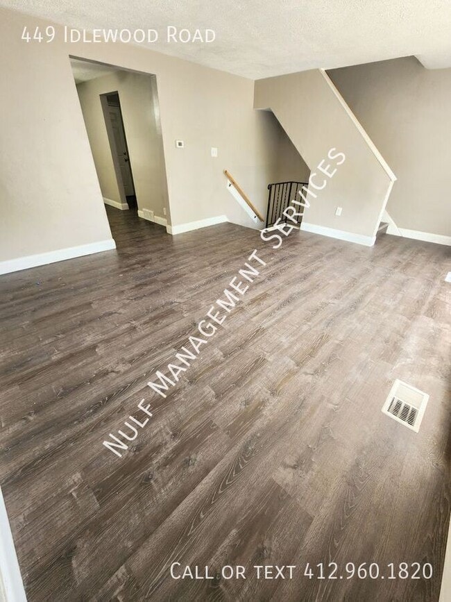 Photo - 449 Idlewood Rd