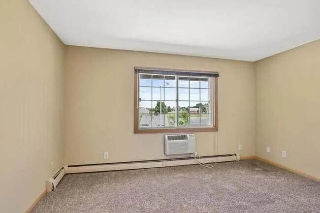 Photo - Fair Oaks Apartments