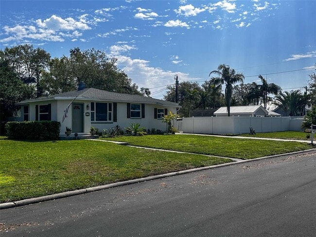 Photo - 11 N Crest Ave