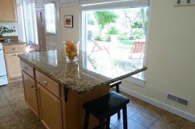 Photo - 12908 Bluhill Rd