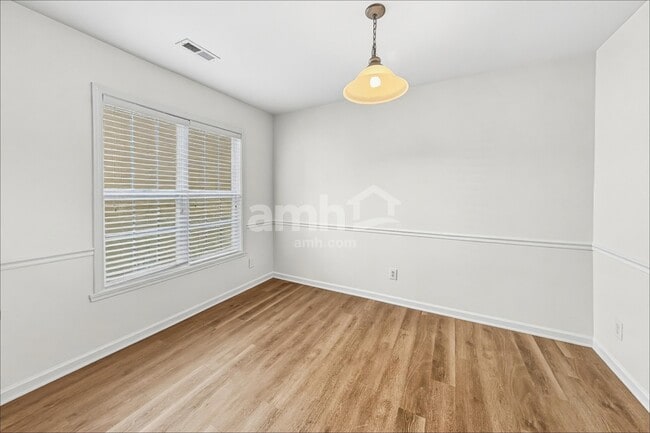 Photo - 1149 Langston Dr