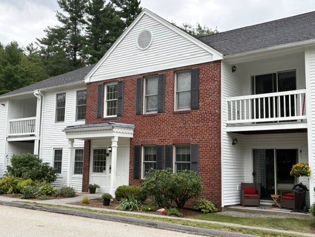 Building Photo - 15 Windsor Ct Unit I