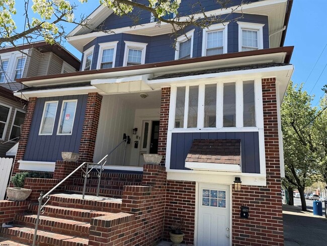 Photo - 2 Elberon Ave Unit 1