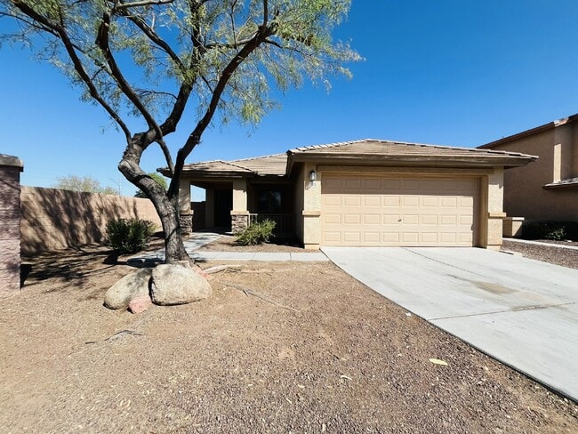 Building Photo - "Charming 3-Bedroom Oasis with 2 Full Baths in Buckeye - 1574 Sq Ft of Comfort!"