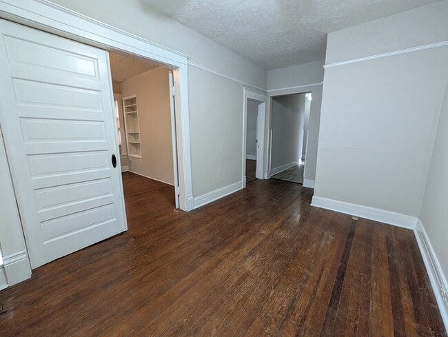 Building Photo - 218 Warwick, Unit A