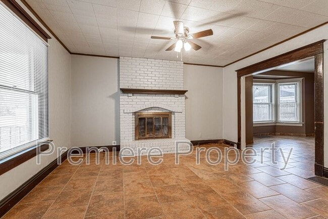 Photo - 108 S Hardy Ave