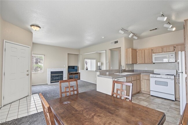 Photo - 251 S Green Valley Pkwy Unit 4122