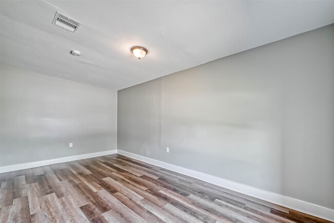 Photo - 5606 Elm Spring Dr