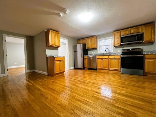 Photo - 361 Privilege St Unit 2L