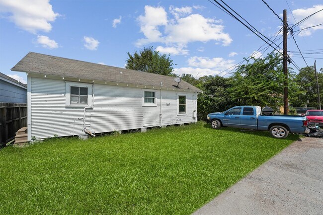Photo - 3019 Florida St