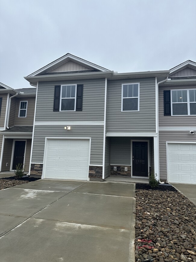 Photo - 1220 N Norwhich Ln