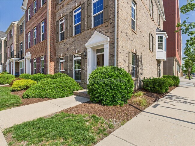 Photo - 2200 Liesfeld Parkway