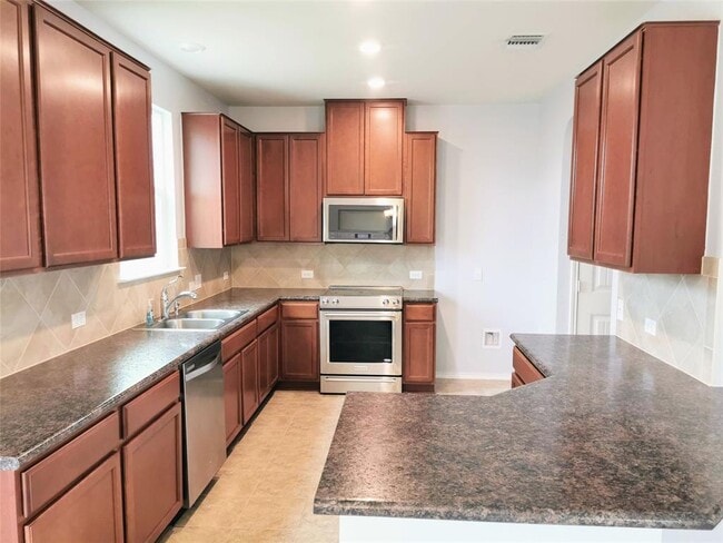 Photo - 13535 Abraham Lincoln St