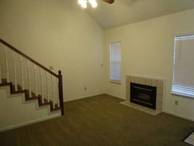 Photo - 4302-4304 Cheryl Ct. Unit 4304 Cheryl Ct.