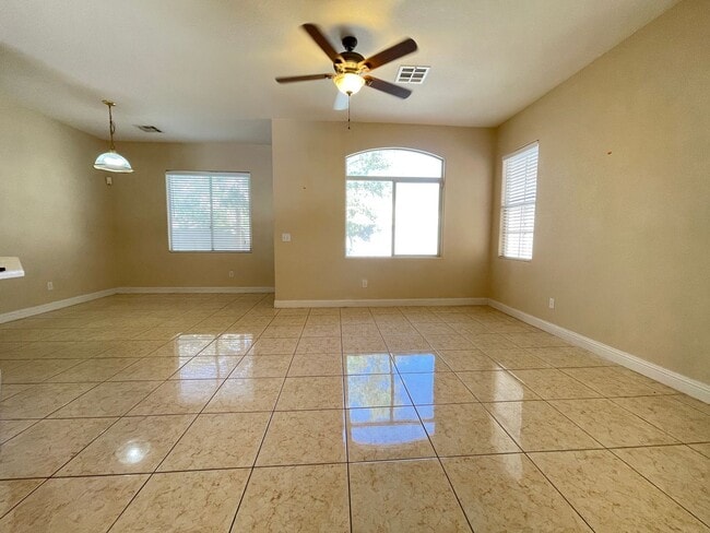 7908 Hornbeam Ct