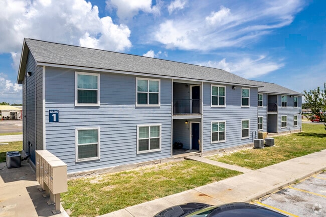 Photo - St. Laurent Apartments