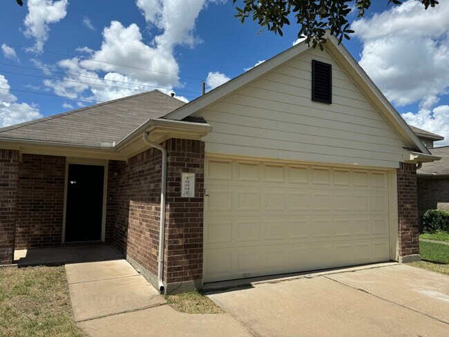 18802 Dennington Dr - 18802 Dennington Dr