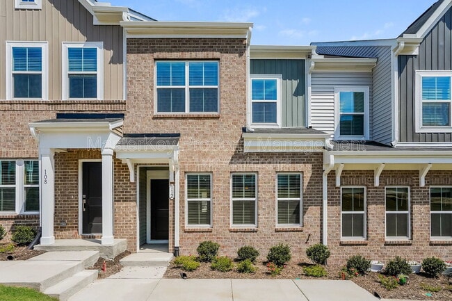 Building Photo - 112 Silver Fir Ln