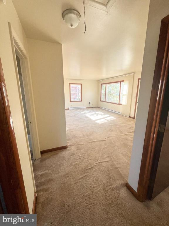 Photo - 123 Early St