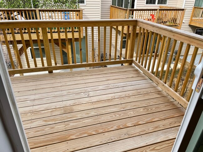 Photo - 504 E International Rd