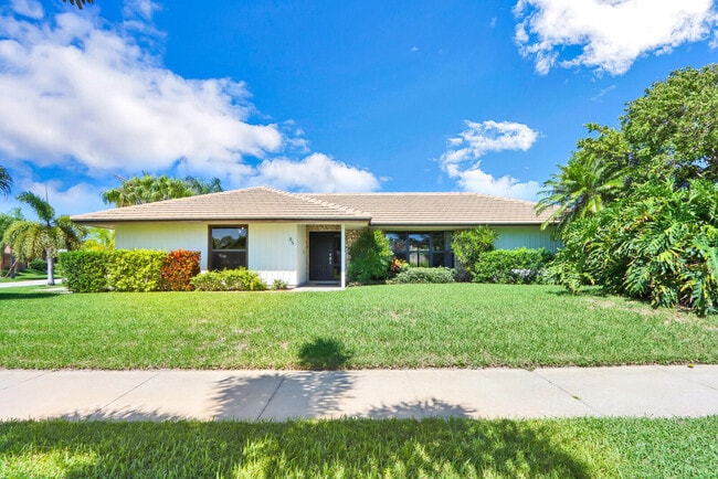 Building Photo - 85 Hickory Hill Rd