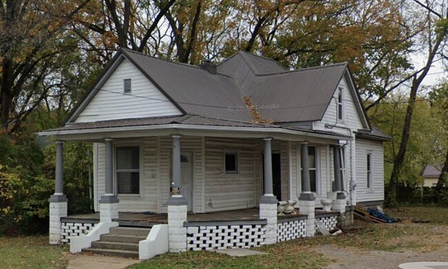 Photo - 216 N Lynn St