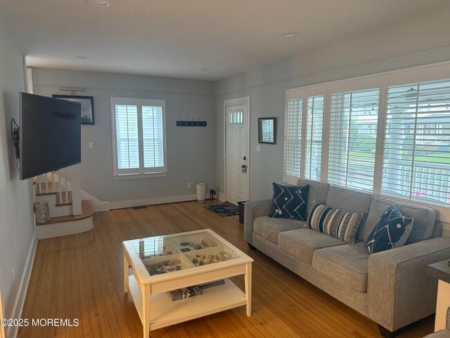 Photo - 128 Woodland Ave