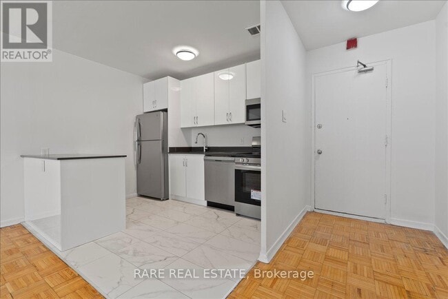 Photo - 3111 Eglinton Ave E Unit 102