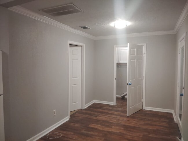 502 Bonnie St