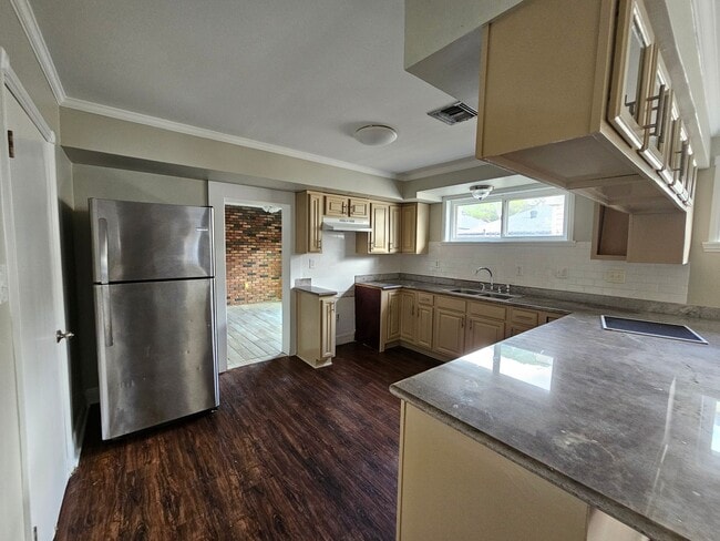 Photo - Spacious 4 Bedroom Single-Family Home in Gentilly