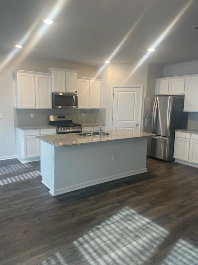 Photo - LIKE NEW HOME-NEIGHBORHOOD POOL, PICKLEBALL, CABANA,WALKING TRAILS