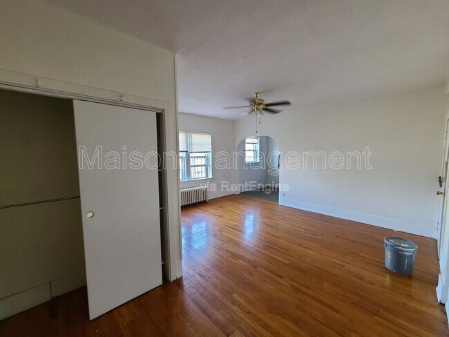 Photo - 85 Meigs St Unit Apartment 3d