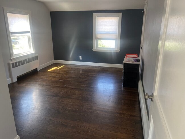 Photo - 125 Thacher St