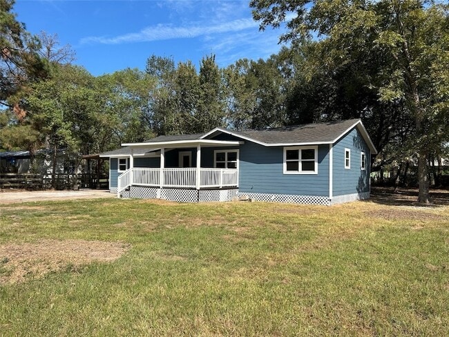 Building Photo - 21057 Live Oak St