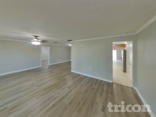 Photo - 4720 Palm Aire Cir