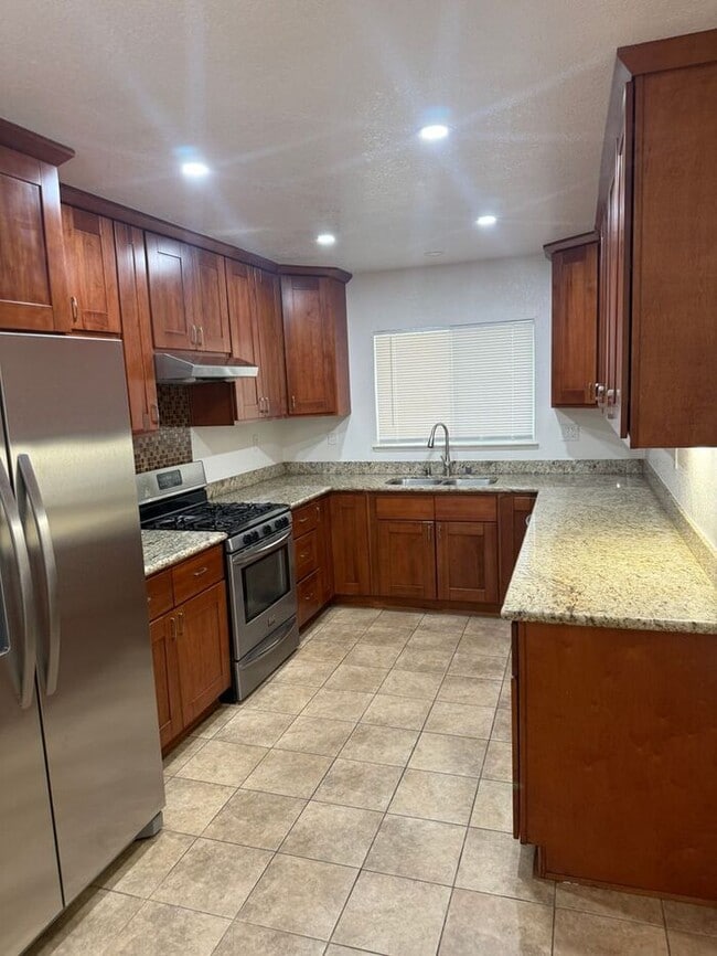 Photo - Beautiful 4 Bedroom 2 Bath House