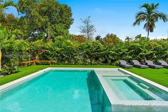 Photo - 245 NE 116th St