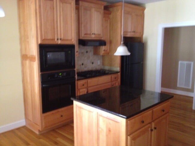 Photo - Beautiful 3 Bedroom 2 Bath Single Floor Living in Ford's Colony!