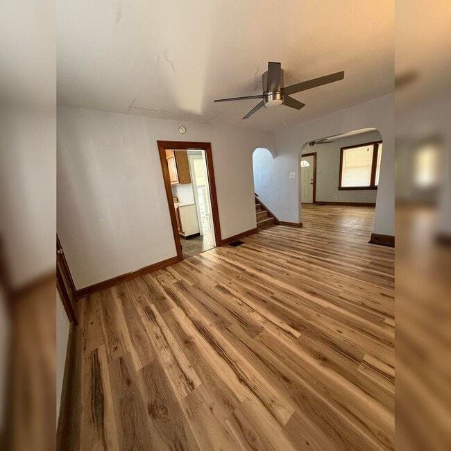 Photo - 1410 E Blake Ave