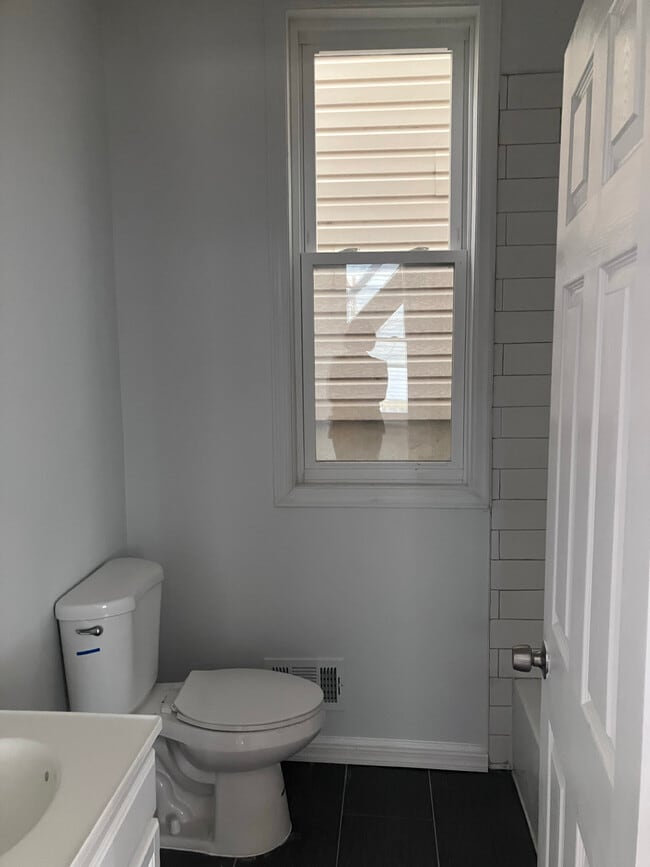 Bathroom - 247 S 8th St Unit 1st Fl