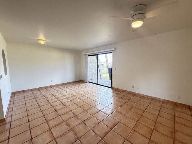 Photo - 611 W 13th St