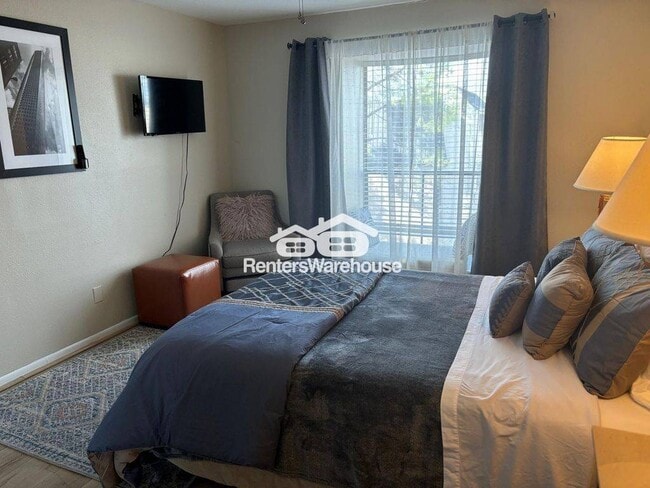 Building Photo - 8433 Hearth Dr