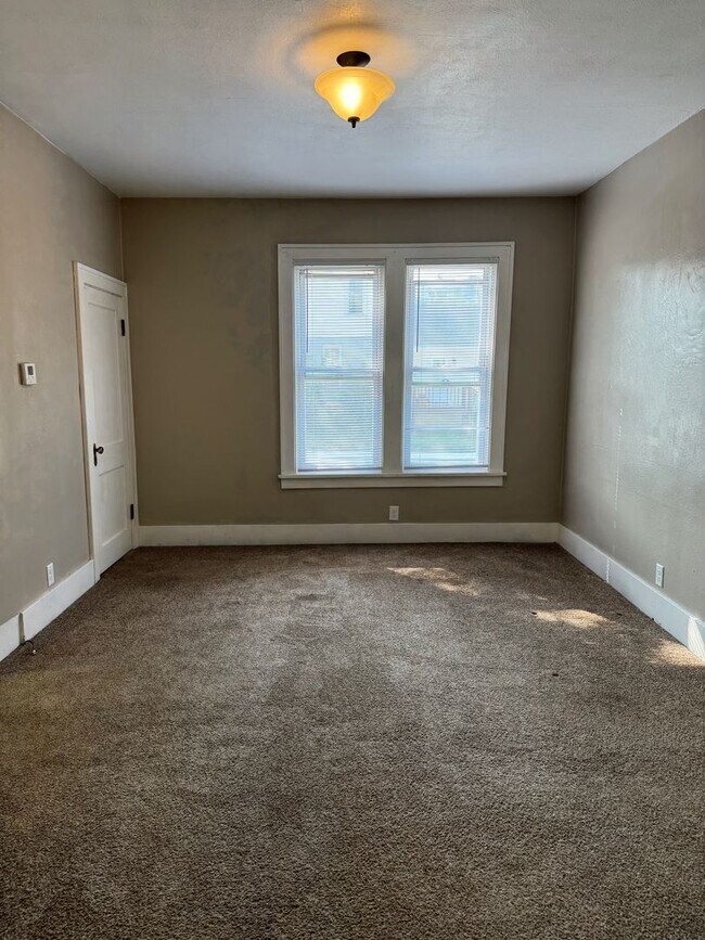 Photo - 546 Garfield Ave Unit 546