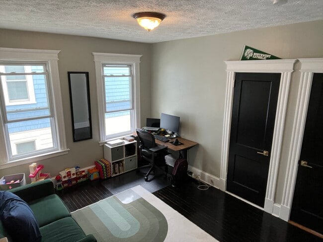 Photo - 39 Maplewood Ave