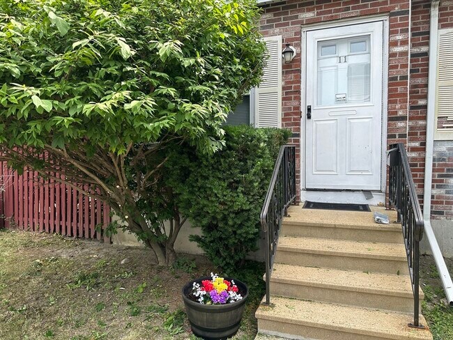 Photo - 11 Myrtle St Townhome