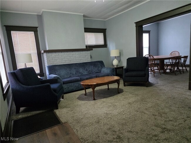 Photo - 823 Beatty Ave