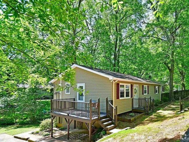 Building Photo - 32 Hillside Cir Rental